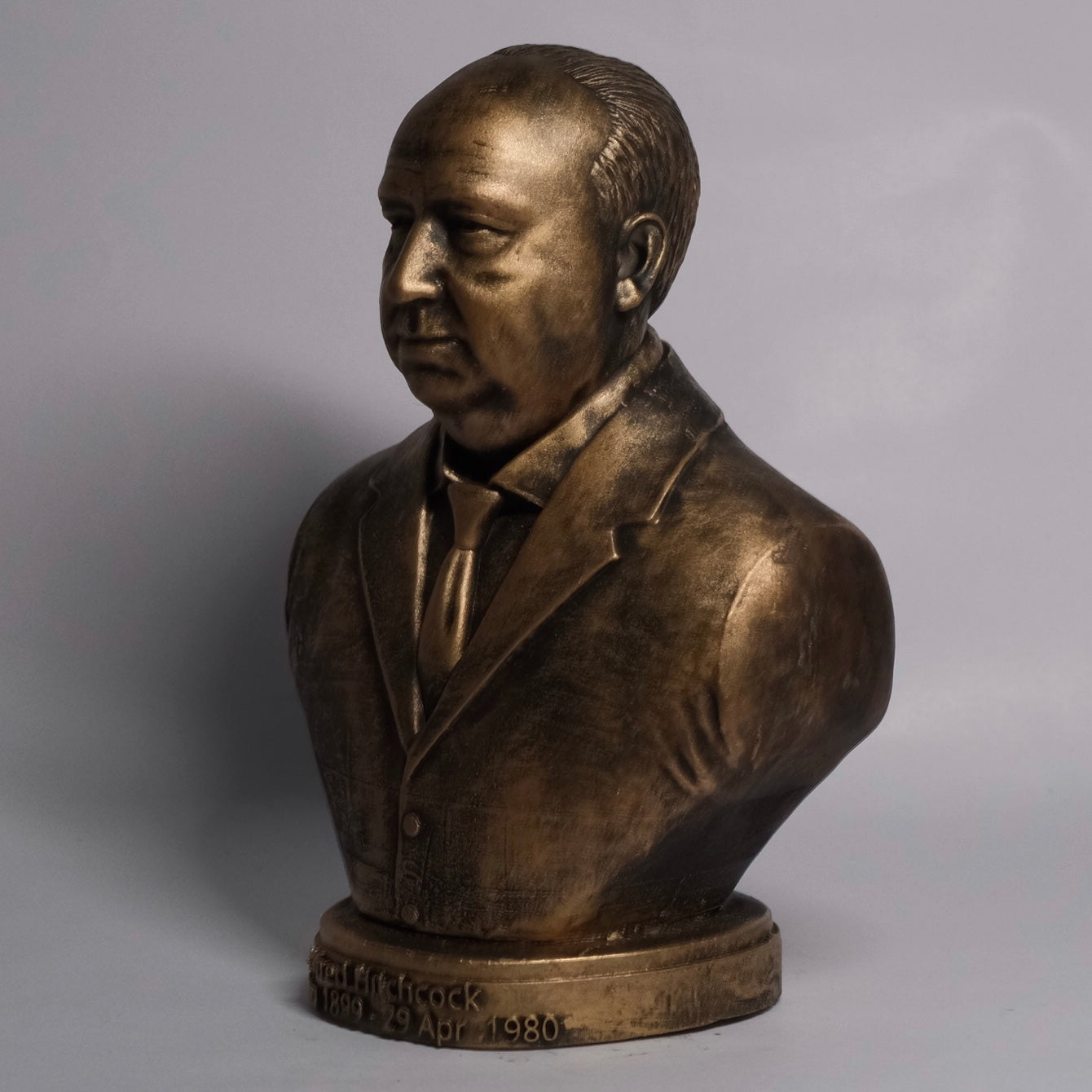 Alfred Hitchcock 6-Inch Statue – Stone Dust Resin