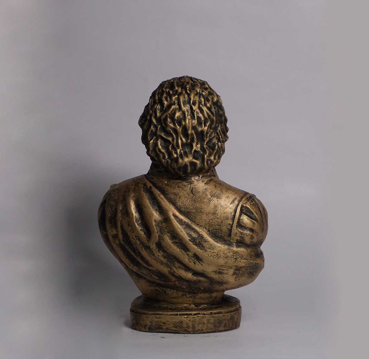 Classic William Shakespeare statue for home and office décor